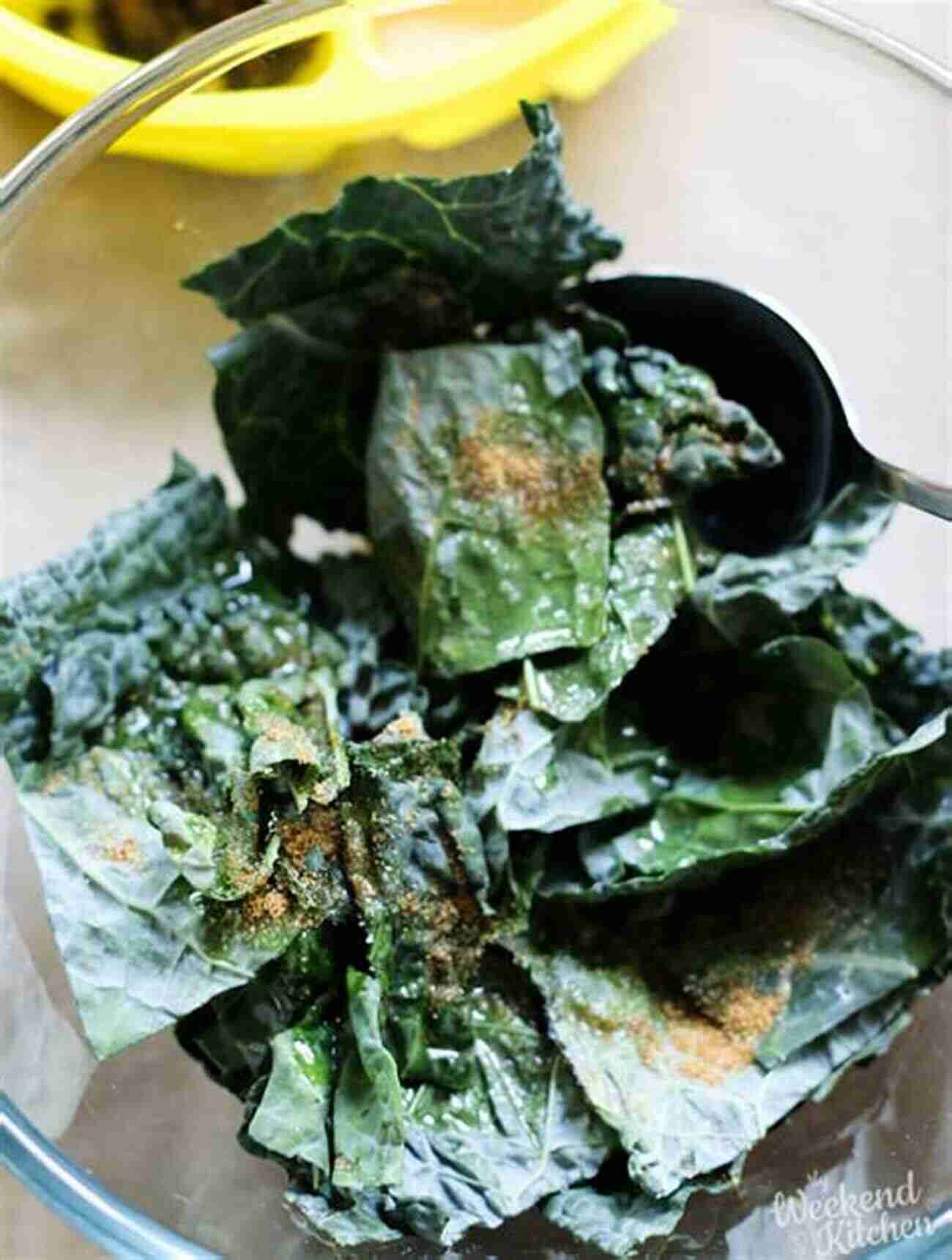 Crunchy Kale Chip Mix Crispy Kale Chips Seasoned With A Blend Of Spices For The Perfect Guilt Free Snack. Kale Salad: Easy Healthy Superfood Recipes (Kale Cookbook)