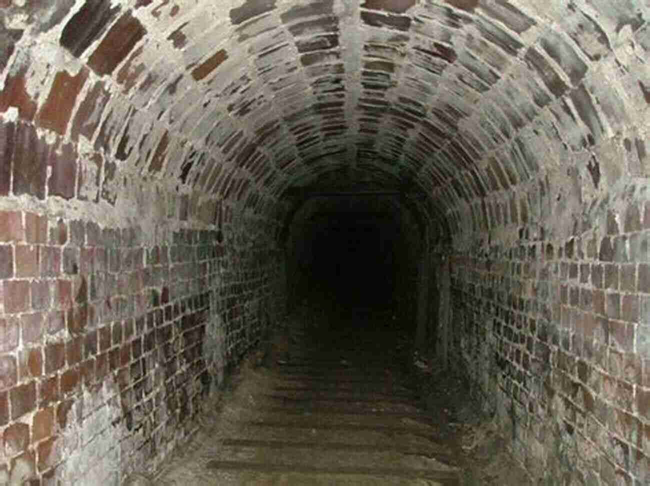 Lorain Ohio Underground Tunnels A Hidden Labyrinth Rumored To Have Been Used By Bootleggers During Prohibition Lorain Ohio (Images Of America)