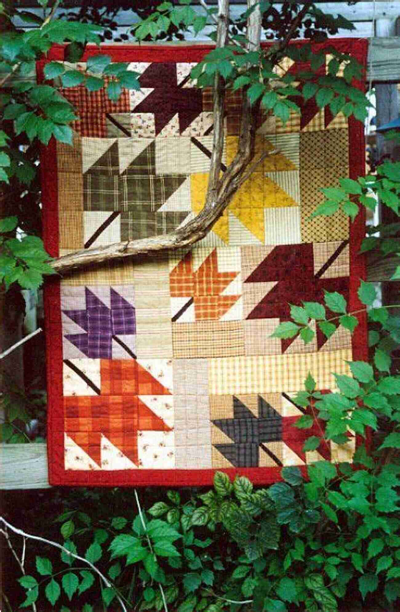 Quilt Made With Flowers In Threads Maple Leaf Pattern Perfect For Fall Nights Flowers In Threads: Maple Leaf Pattern For Fall