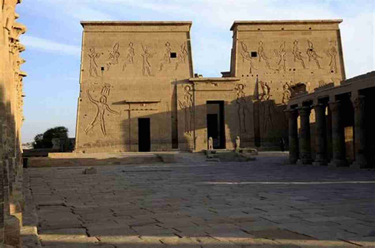 Temple Of Isis In Philae Daily Life Of Women In Ancient Egypt