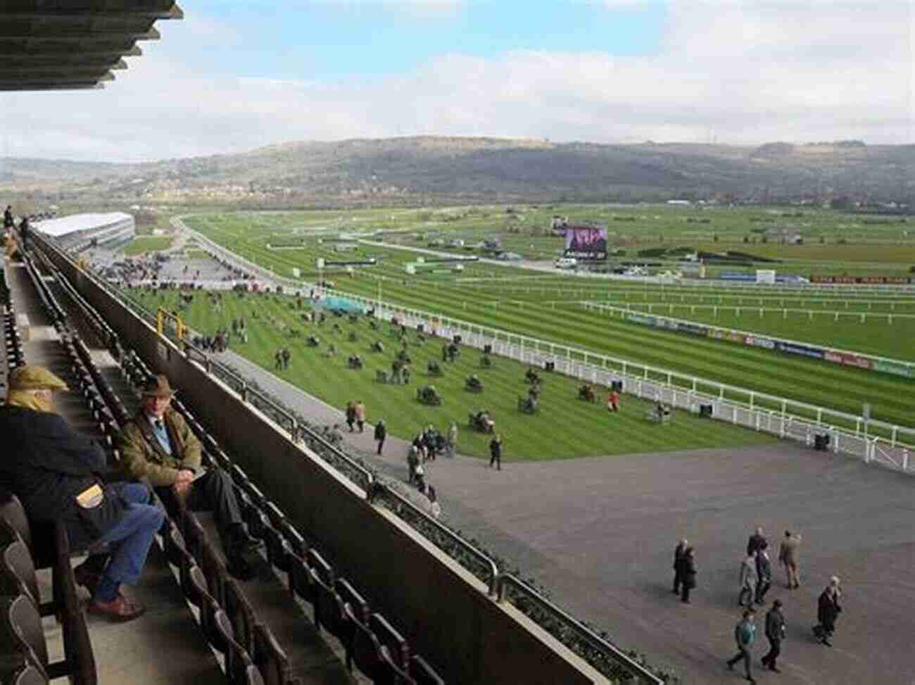 The Thrilling Prestbury Park: A Former Grand National Venue With Memorable Moments Silent Speedways Of The Carolinas: The Grand National Histories Of 29 Former Tracks