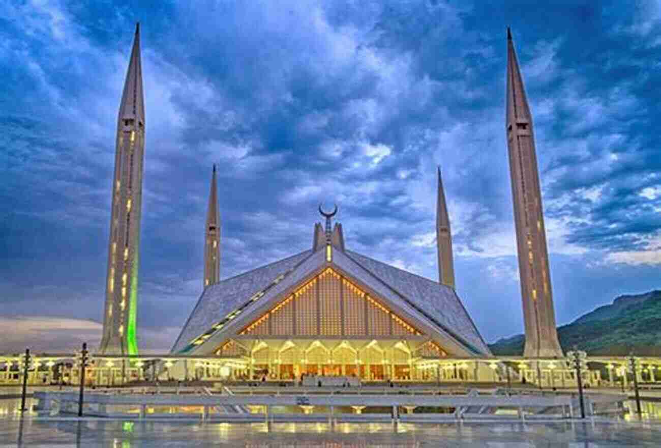 Top 10 Visiting Places In Pakistan